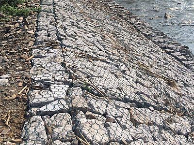 靈璧縣護岸雷諾護墊